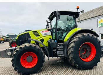Trator CLAAS Axion 850