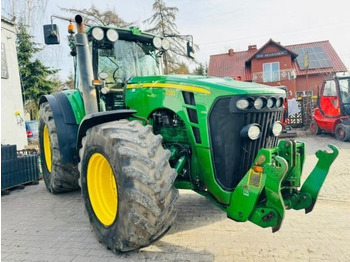 Trator JOHN DEERE 8530