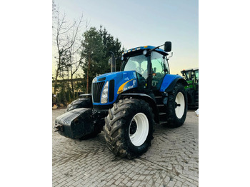 Trator NEW HOLLAND T8040