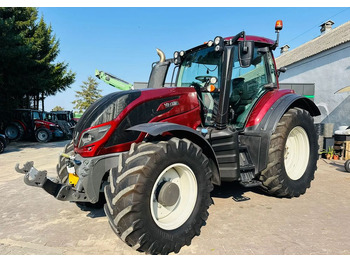 Trator VALTRA T174