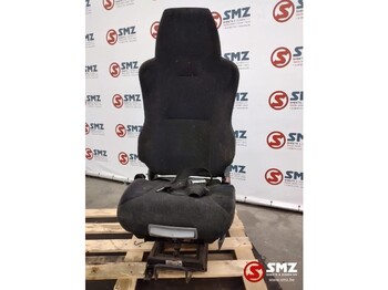 Cabine e interior MAN TGX