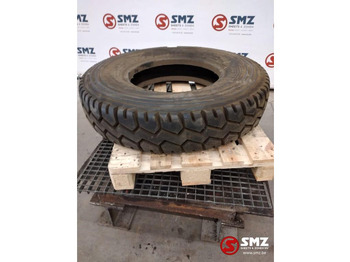 Pneu PIRELLI