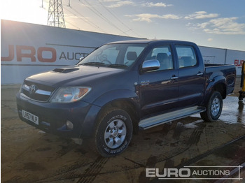 Pick-up TOYOTA Hilux