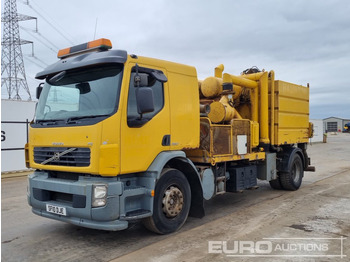 Caminhão tanque VOLVO FE 260