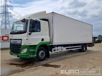 Caminhão furgão DAF CF 220