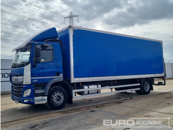Caminhão furgão DAF CF 260