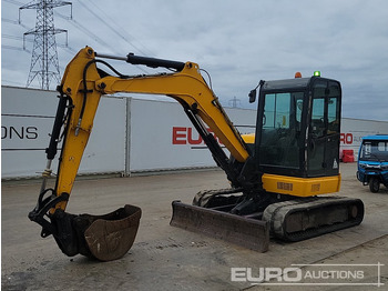 Mini escavadeira JCB