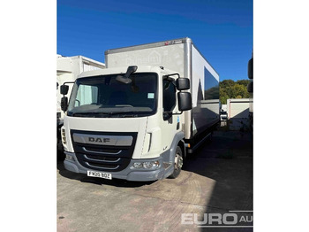 Caminhão furgão DAF LF 180