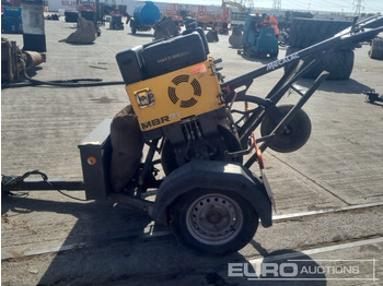 Máquina de asfalto MECALAC