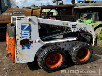 Mini carregadeira BOBCAT