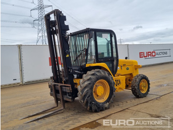 Empilhador todo-o-terreno JCB