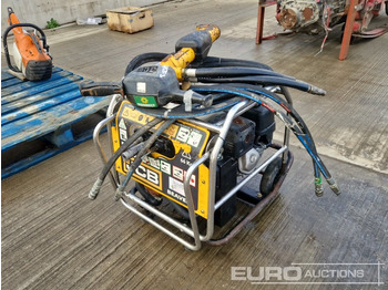 Máquina de asfalto JCB