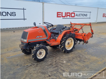 Mini trator KUBOTA