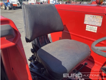 Trator Massey Ferguson 240: foto 3