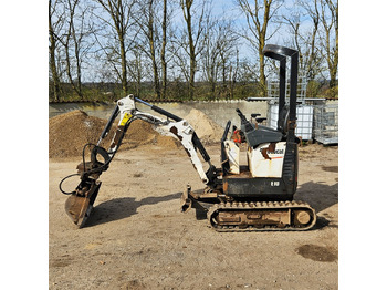 Mini escavadeira BOBCAT E10