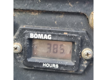 Placas vibratórias Bomag SPR 50/55 D: foto 4