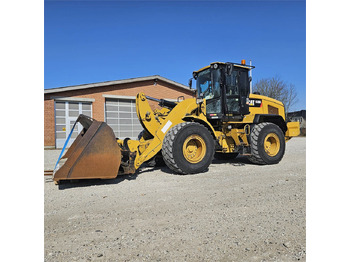 Carregadeira de rodas CATERPILLAR 938M