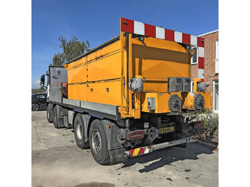 Locação de MAN TG 35. 8x2-6 BL MAN TG 35. 8x2-6 BL: foto 4 Locação de MAN TG 35. 8x2-6 BL MAN TG 35. 8x2-6 BL: foto 4