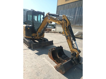 Escavadora de rastos CATERPILLAR 302.7