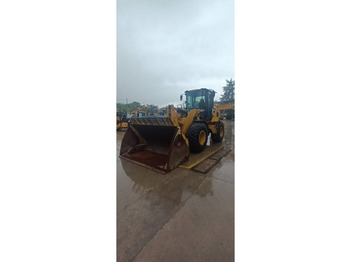 Carregadeira de rodas CATERPILLAR 930M
