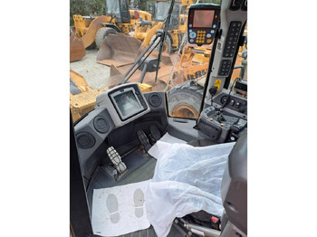 Carregadeira de rodas CAT 972K: foto 5