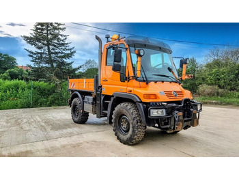 Veículo municipal/ Especial UNIMOG U300