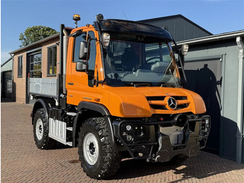 Caminhão UNIMOG