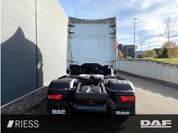 Tractor DAF XG 530 FT Alcoa Leder Vollluft Standklima: foto 4 Tractor DAF XG 530 FT Alcoa Leder Vollluft Standklima: foto 4