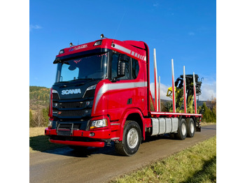 Caminhão florestal SCANIA R 520