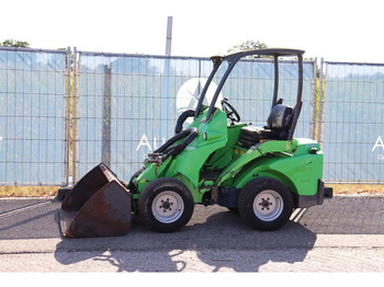 Carregadeira de rodas AVANT