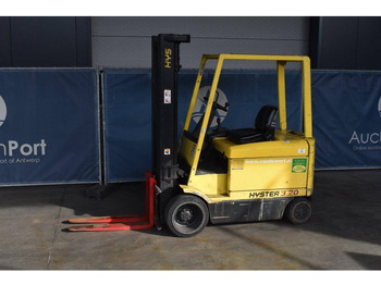 Empilhadeira elétrica HYSTER