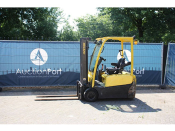 Empilhadeira elétrica HYSTER