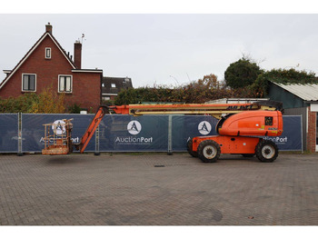 Plataforma telescópica JLG