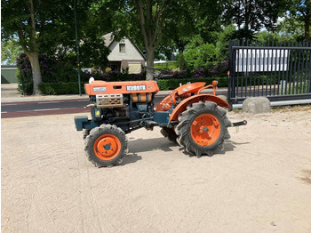 Trator KUBOTA B series