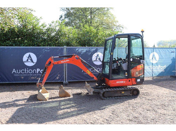 Mini escavadeira KUBOTA KX016-4