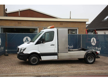 Caminhão chassi MERCEDES-BENZ Sprinter