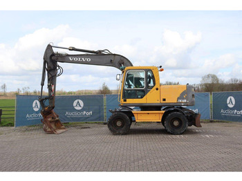 Escavadeira de rodas Volvo EW160B: foto 2