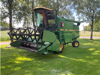 Ceifeira debulhadora JOHN DEERE
