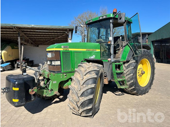 Trator JOHN DEERE 7810