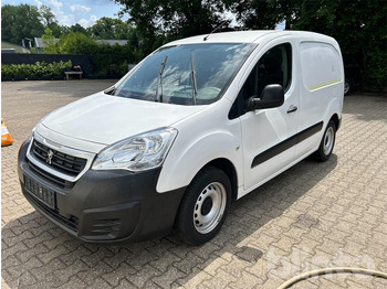 Furgão compacto PEUGEOT Partner