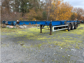 Semireboque transportador de contêineres/ Caixa móvel FRUEHAUF