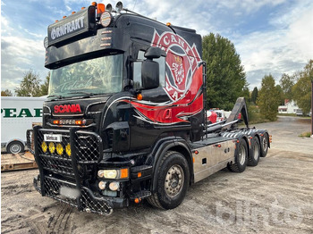 Caminhão SCANIA R 620