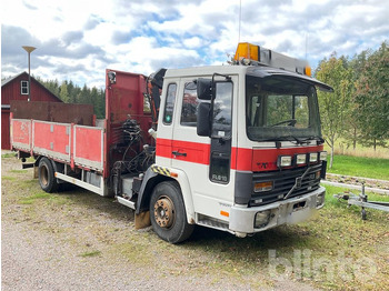 Camião de caixa aberta/ Plataforma VOLVO FL