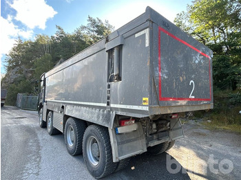 Caminhão basculante VOLVO FM 540: foto 5