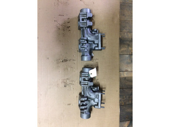 Colector de escape COLLETTORE CENTRALE DI SCARICO MAN 51081020065: foto 3