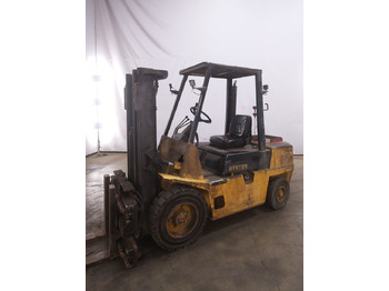 Empilhadeira a diesel HYSTER