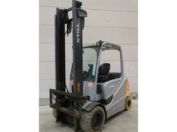 Empilhadeira elétrica STILL RX60