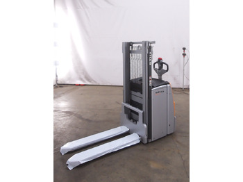 Stacker STILL