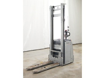 Stacker STILL