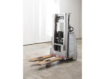 Stacker STILL